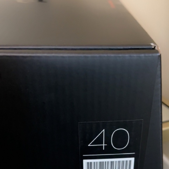 Peloton shoes, size 40 worn once - Picture 2 of 3